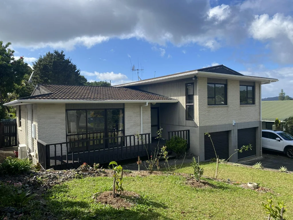 Spacious living in Kamo