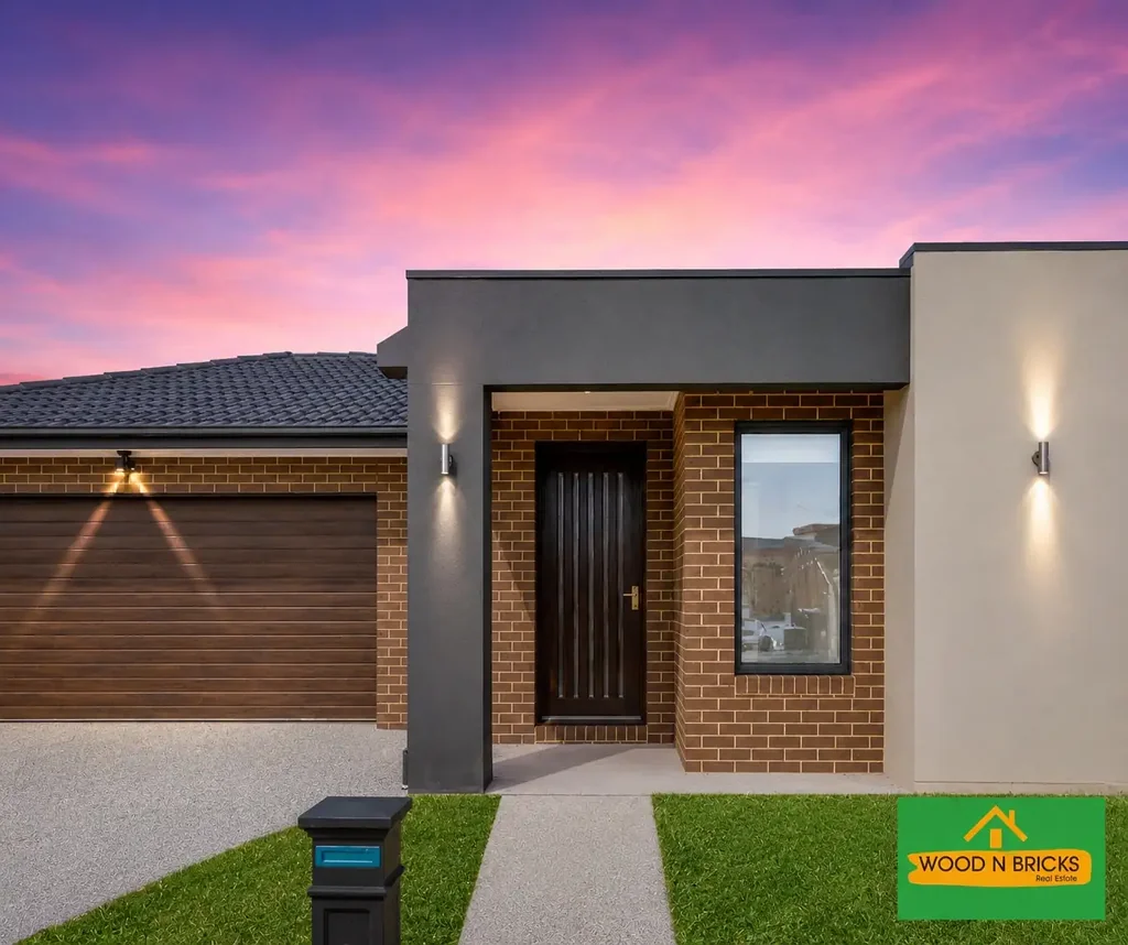 Spacious 4-Bedroom Family Home in Sought-After Clyde