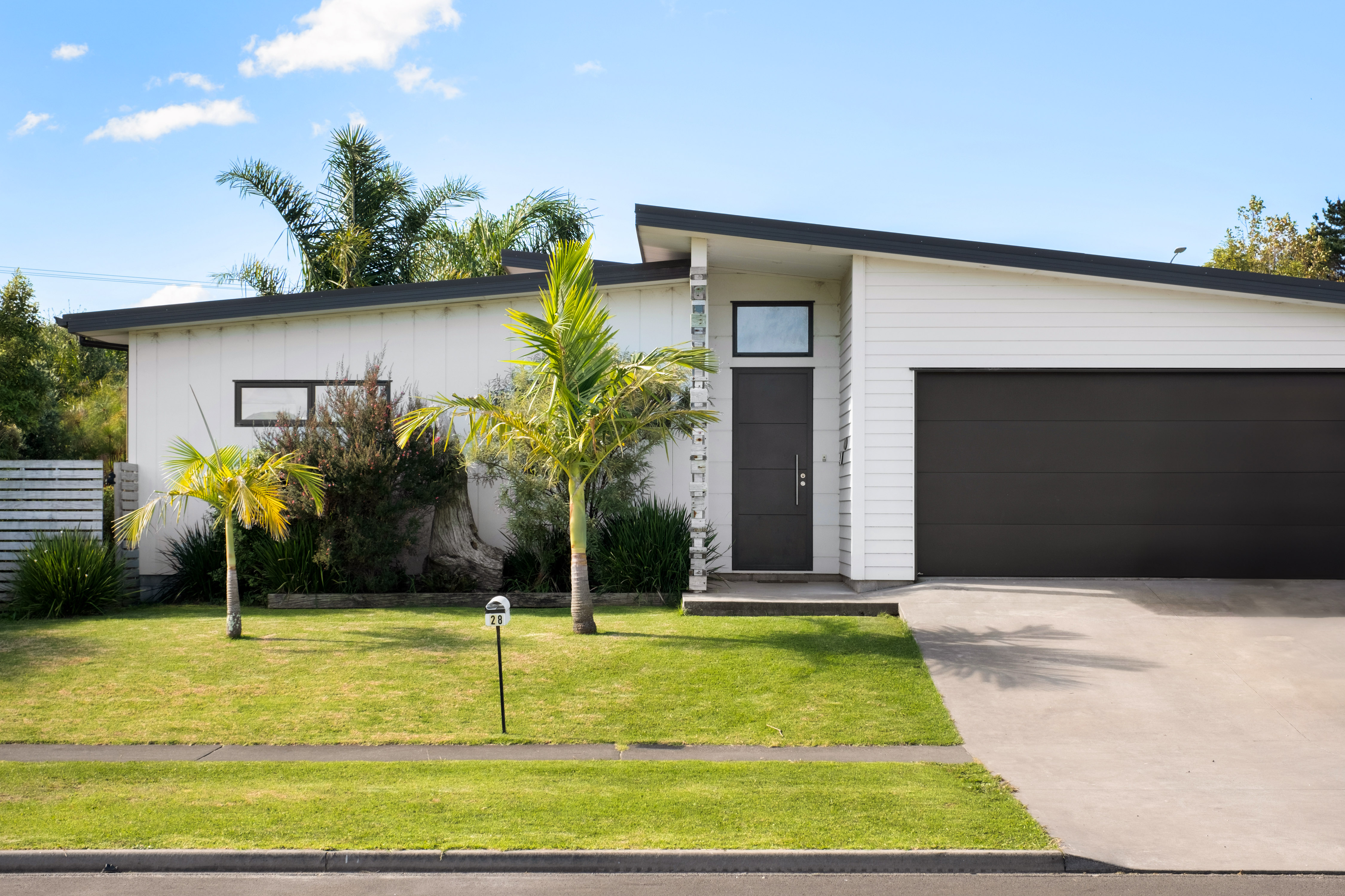 28 Hamilton Drive, Wainui, Gisborne, 4部屋, 0バスルーム, House