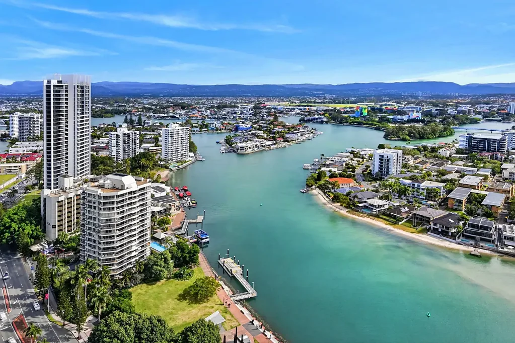Surfers Paradise 2ਬੈੱਡਰੂਮ The Complete Surfers Paradise Investment - Location, Views & Lifestyle