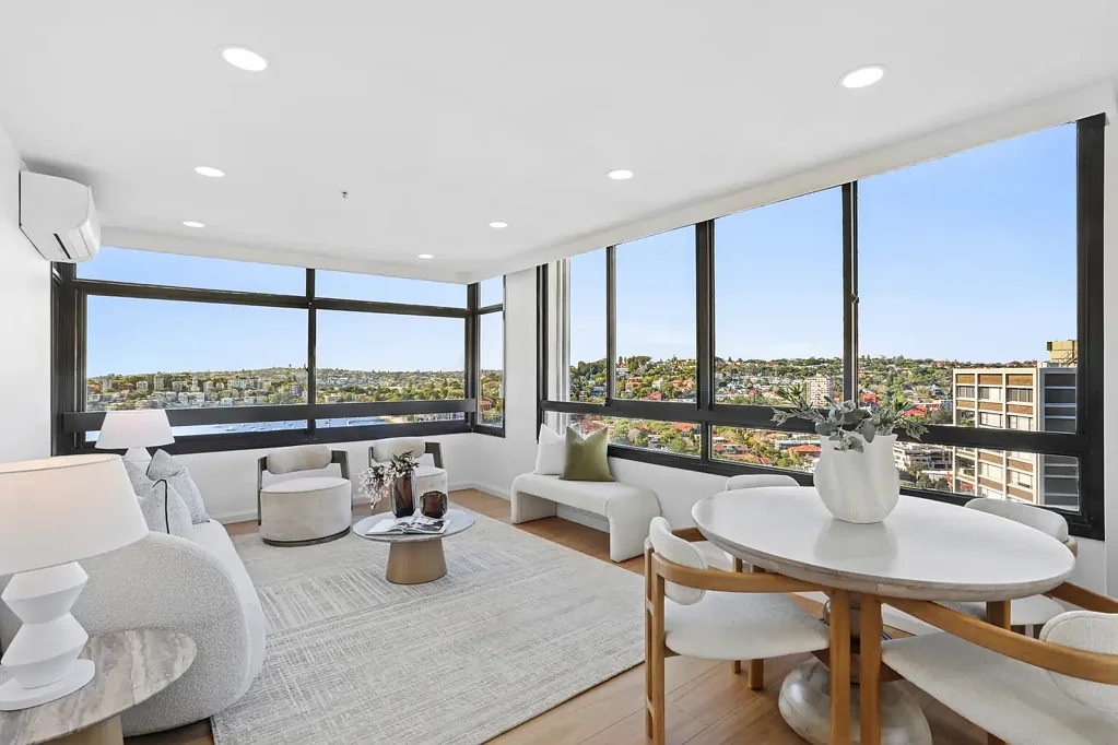 Darling Point 3غرفة نوم Newly Renovated Luxury Apartment with Spectacular Harbour and City Views in the esteemed Eastbourne Tower