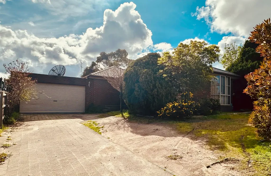 65 Gleneagles Drive, Endeavour Hills, VIC 3802