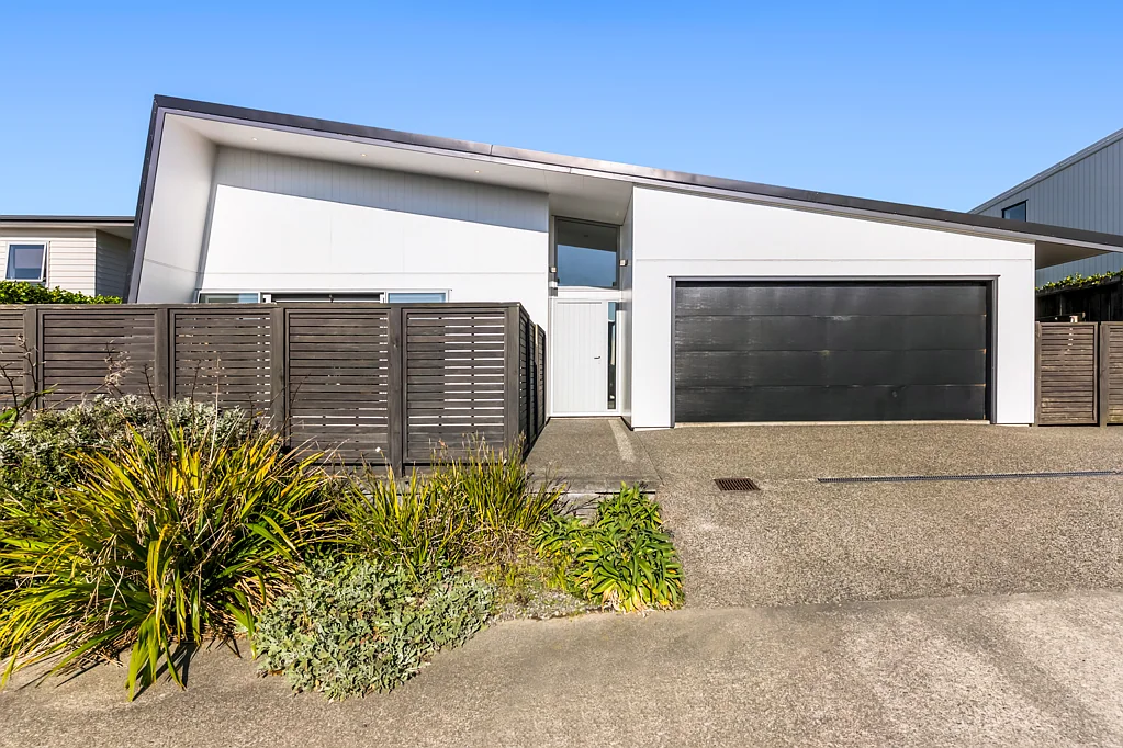 44 Woodridge Drive, Woodridge, Wellington