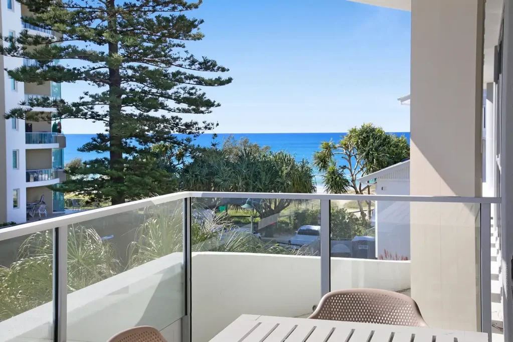 Palm Beach 2 Bedroom Luxurious Coastal Lifestyle - Seaclusion