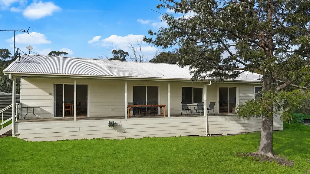 Baudin Beach 4房  Spacious Coastal Living with Room to Relax