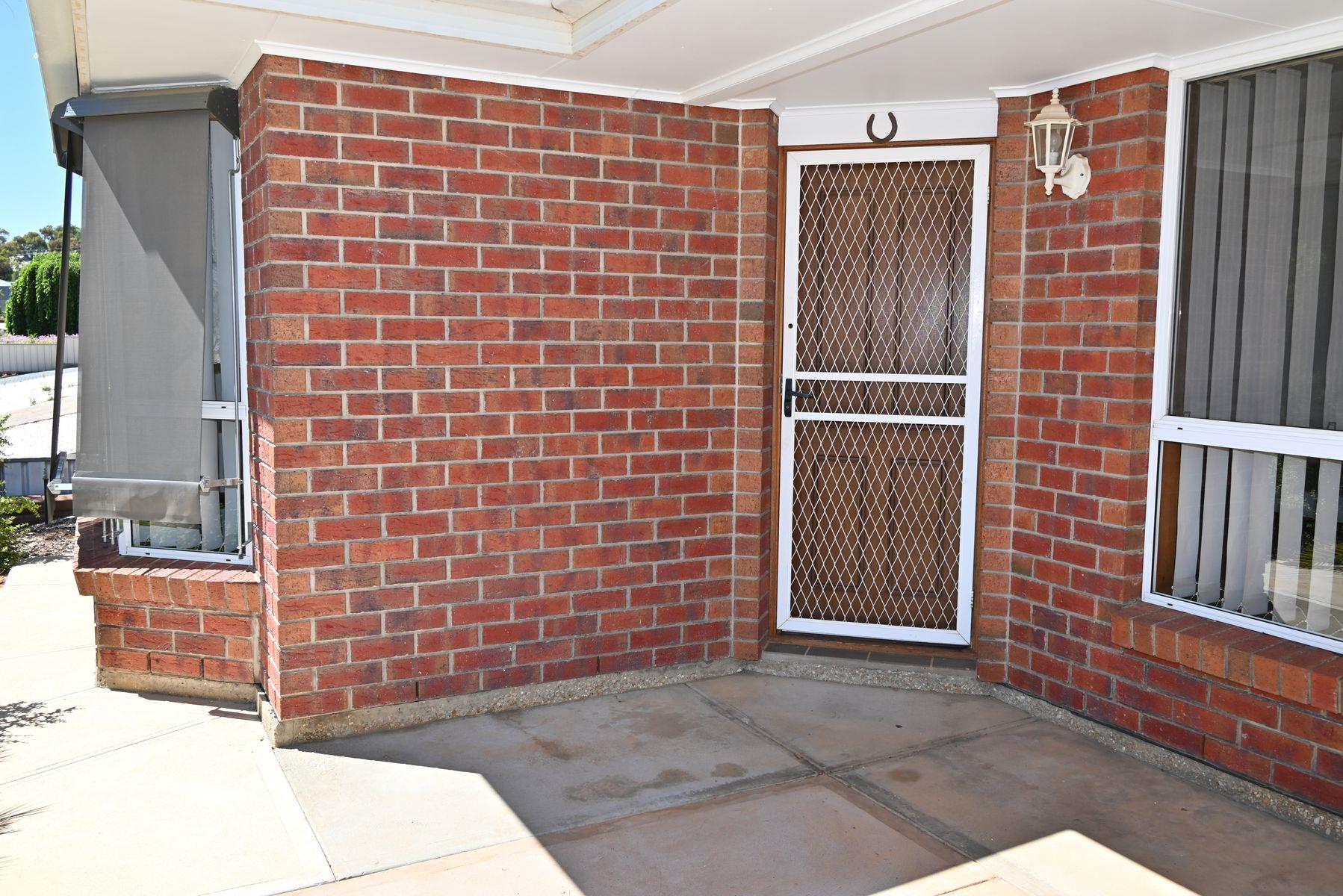 4 EDWARDS CR, WAIKERIE SA 5330, 0房, 0浴, House