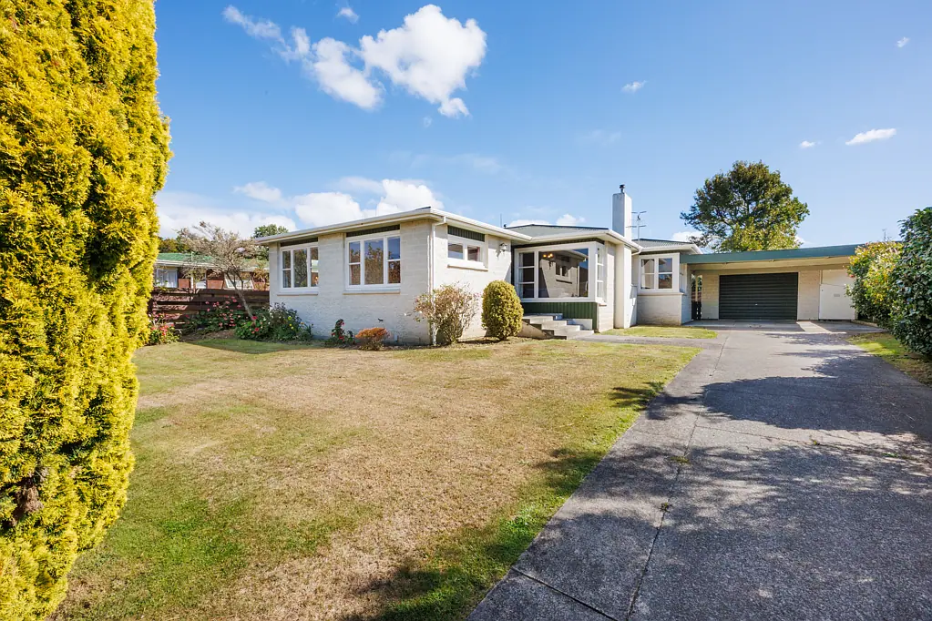14 Hampden Street, Awapuni, Palmerston North, Manawatu-Wanganui