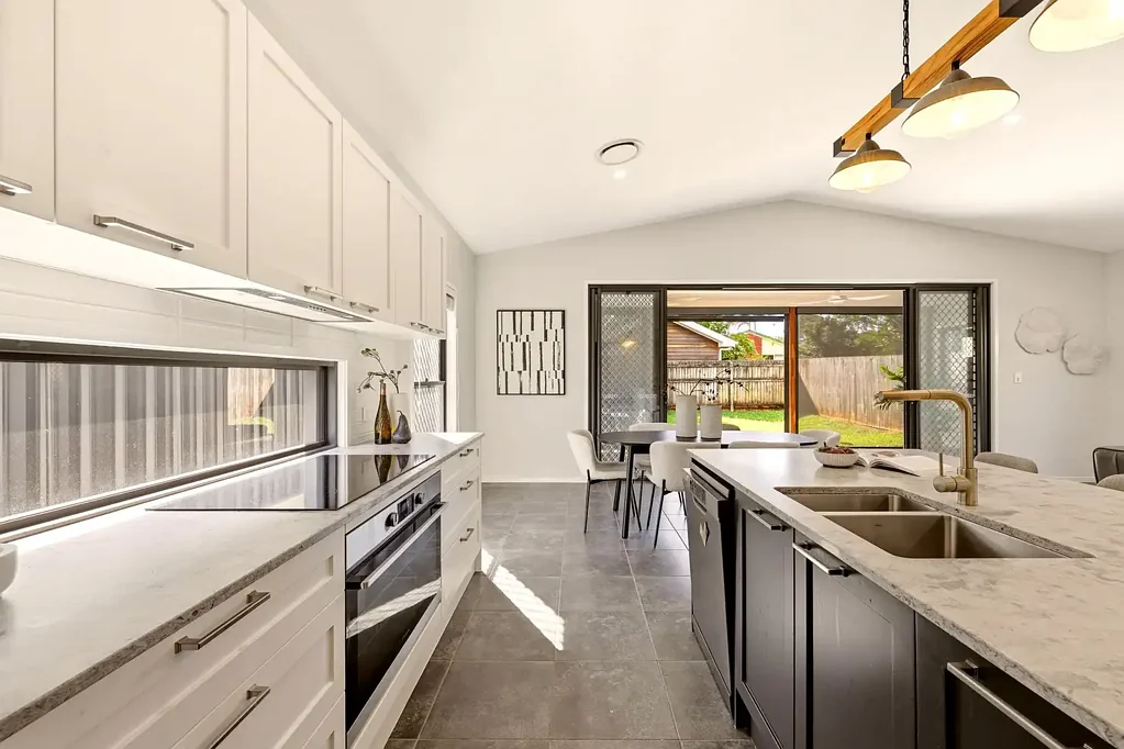 68 Collins Street, Woody Point, QLD 4019