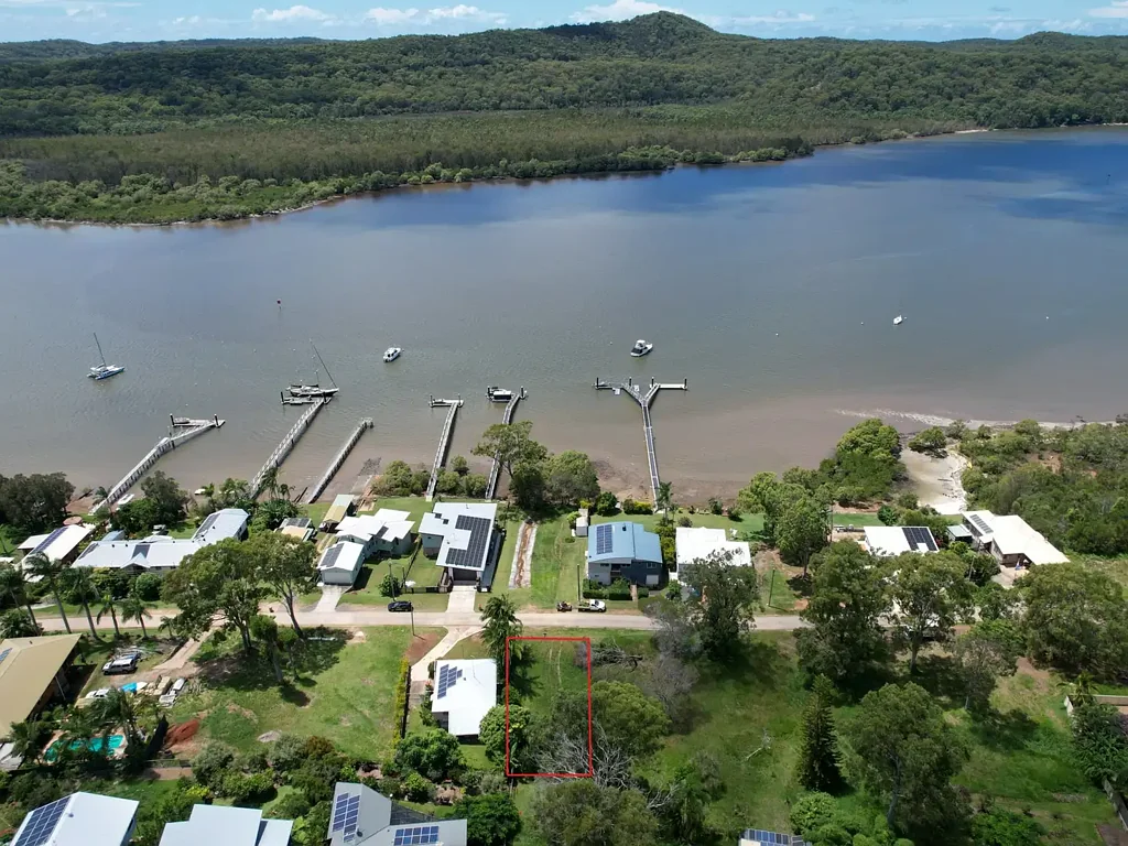 Russell Island Welcome to Paradise Living on Wahine Drive