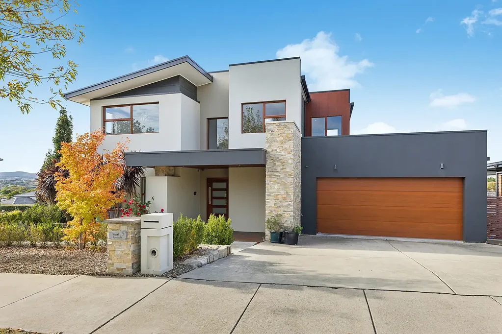 Crace 4 Bedroom Space, Style & Sunset Views