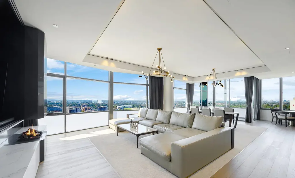 Burwood 2 Bedroom Opportunity to Secure Penthouse | City View | North Face