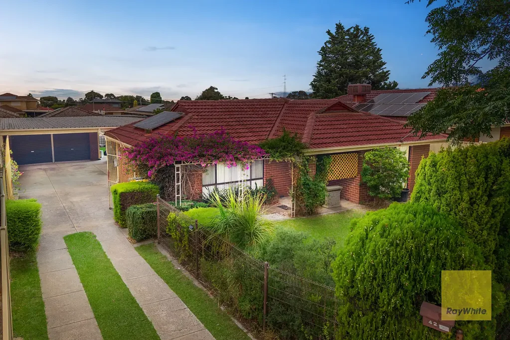 42 Aycliffe Drive, Deer Park, VIC 3023