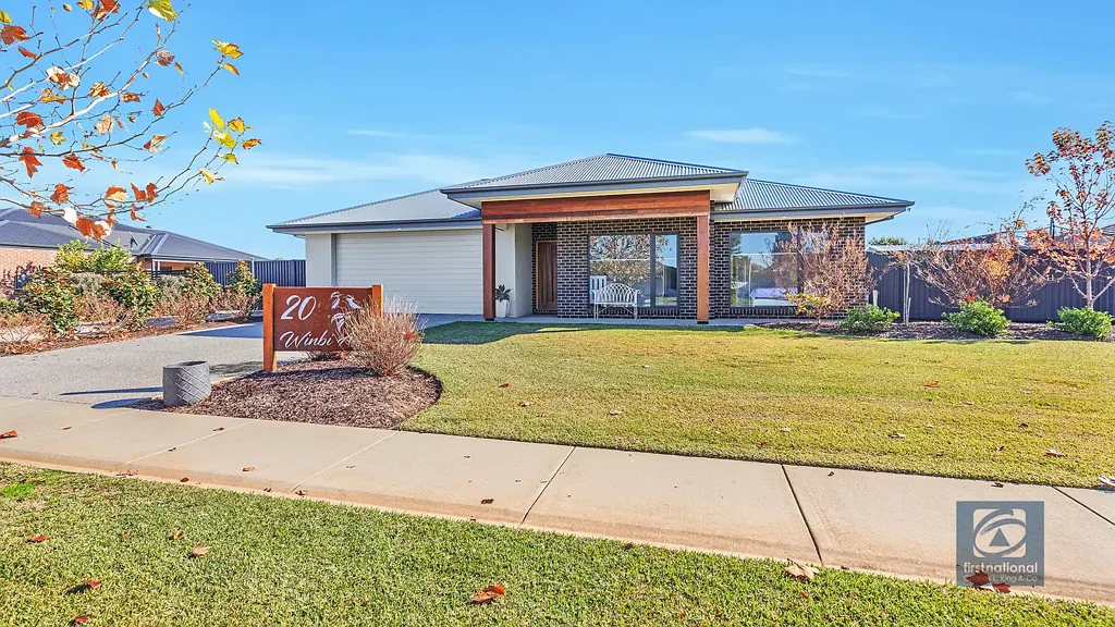Moama 4 Bedroom Luxurious Family Home