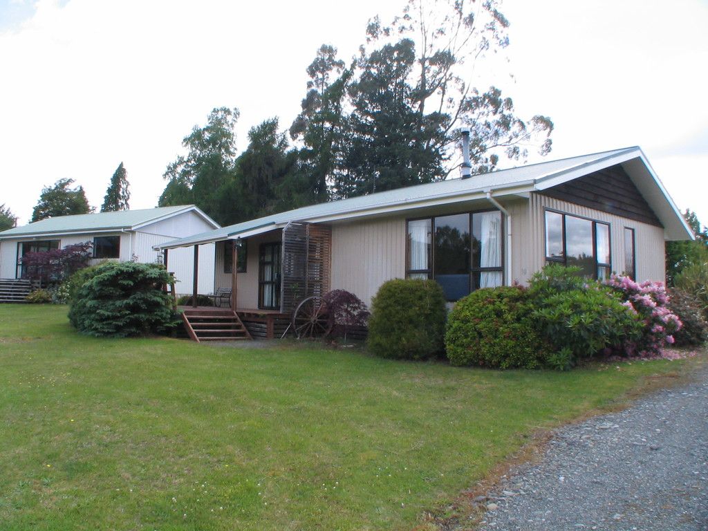 19 Home Street, Manapouri, Southland, 3 ਕਮਰੇ, 1 ਬਾਥਰੂਮ