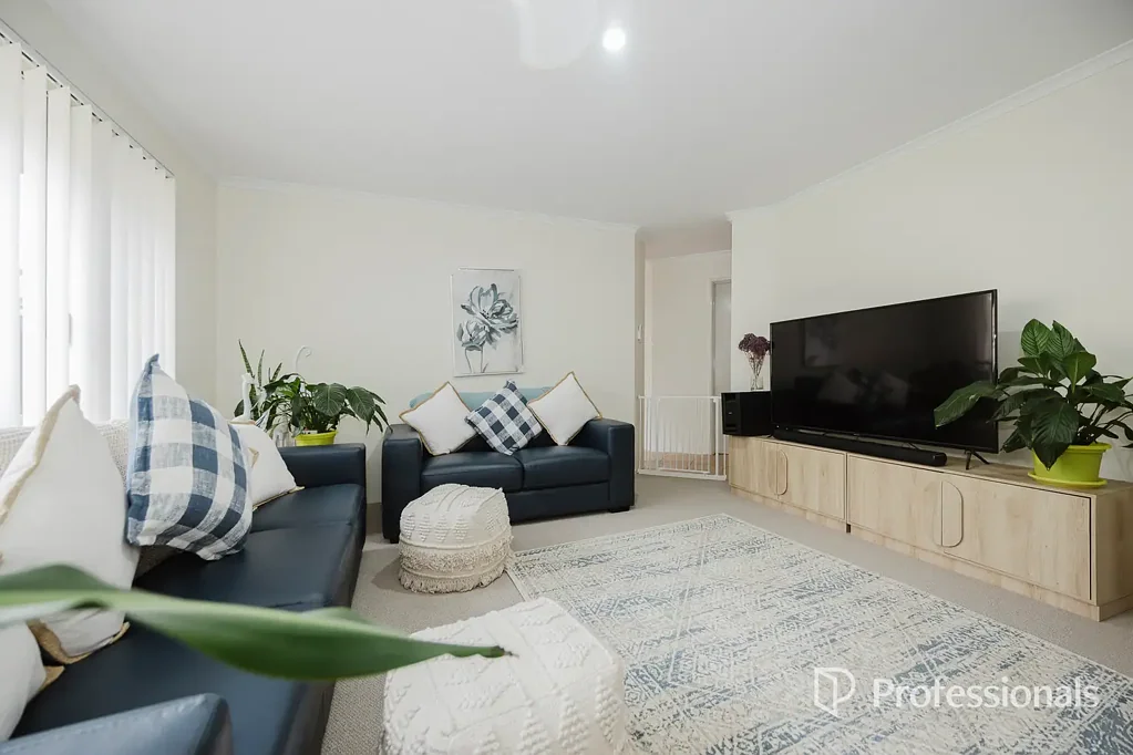 7 Balladonia Drive, Ellenbrook, WA 6069
