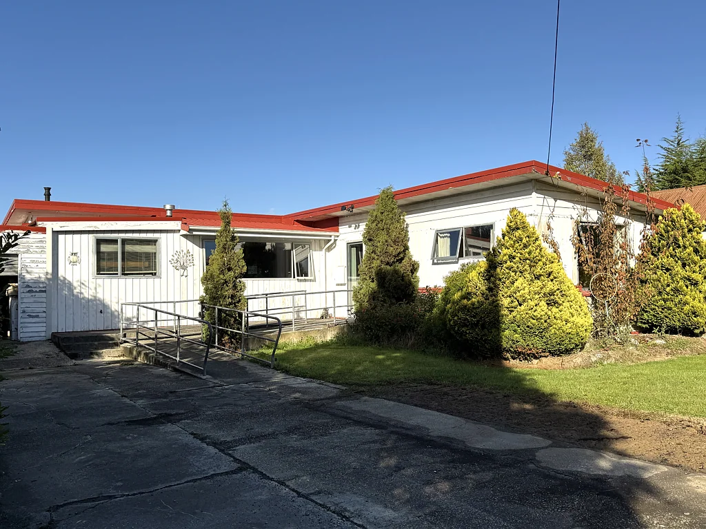 93 Main Road, Clinton, Clutha, Otago
