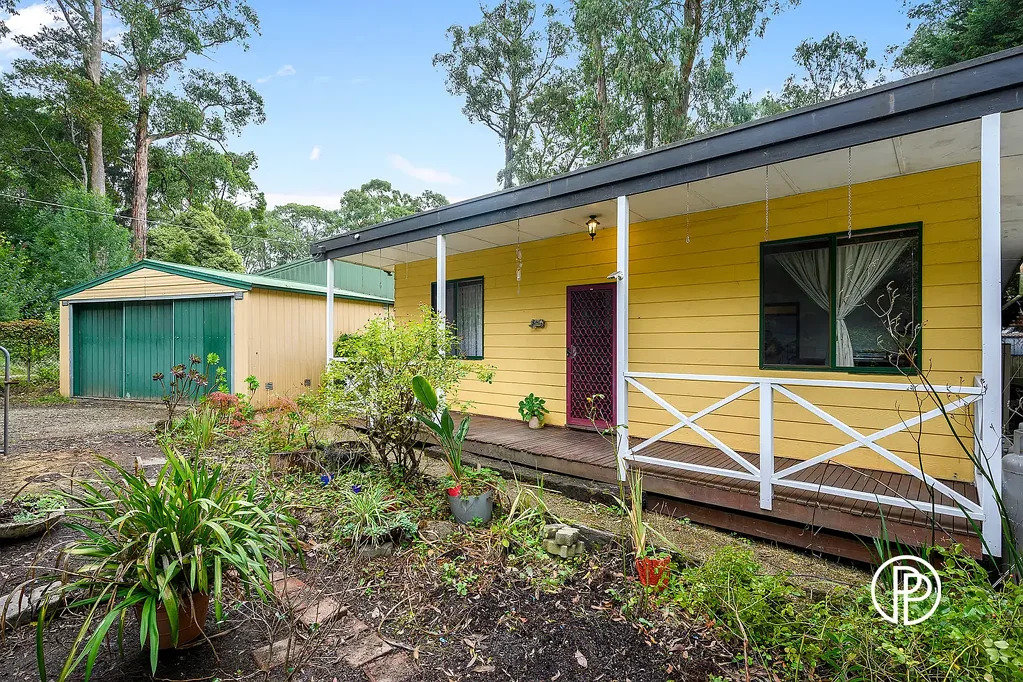5 Rainbow Trout Avenue, East Warburton, VIC 3799