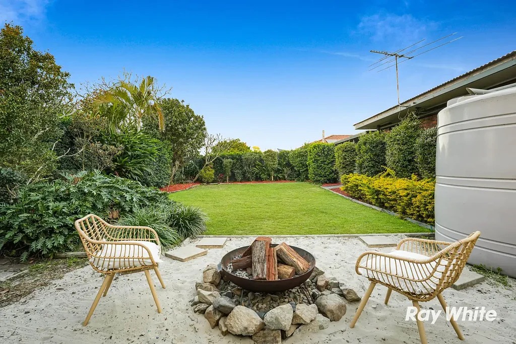 Hillcrest 5chambre A Standout Hillcrest Home with Space, Style & Lifestyle