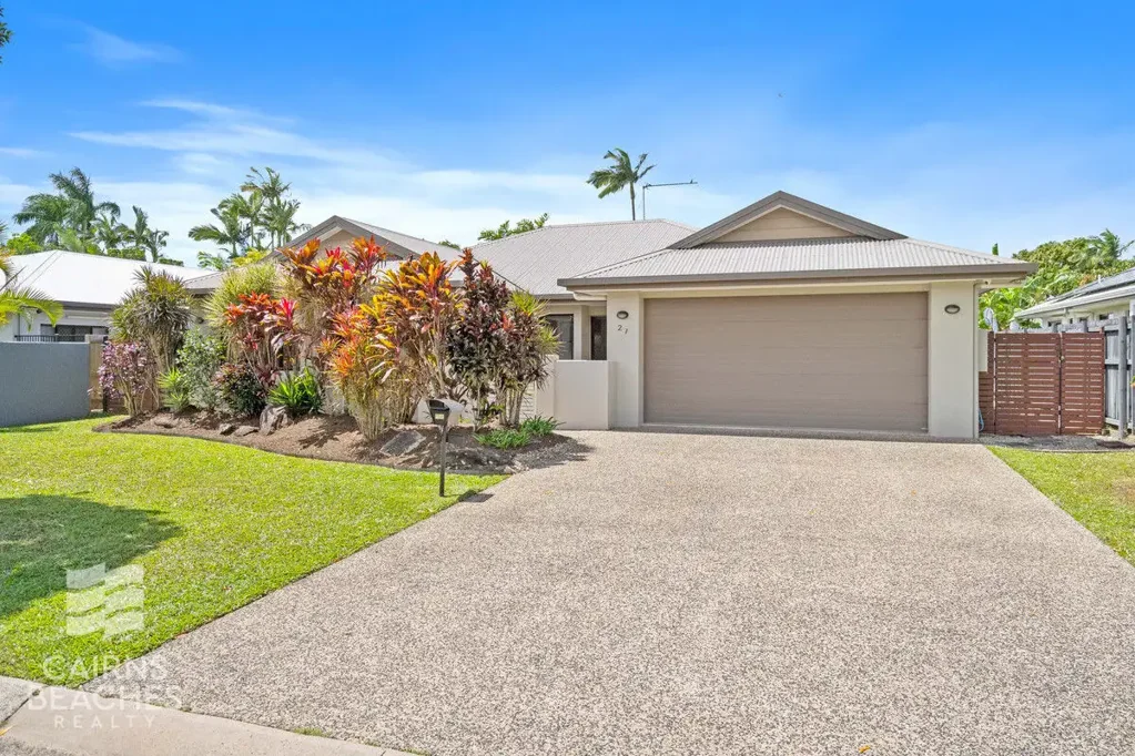 Kewarra Beach 4chambre Refined Coastal Living in an Exceptional Location