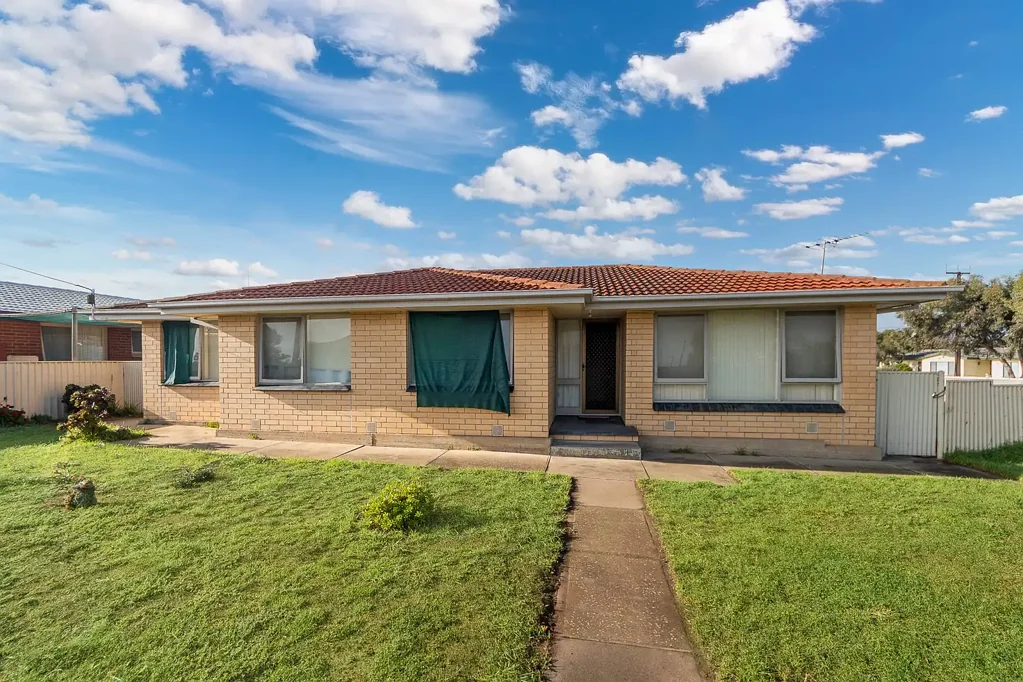 Murray Bridge 3غرفة نوم Corner Block - Potential Sub-Division (STC)
Currently Leased
