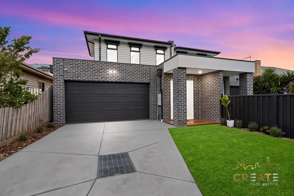 Sunshine 4 Slaapkamer BRAND NEW 4-BEDROOM 3-BATHROOM LUXURY HOME - SUNSHINE