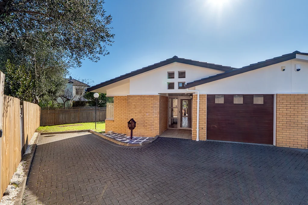 Blockhouse Bay 3Kwarto Blockhouse Bay's Rear Gem You Don't Want To Miss!
