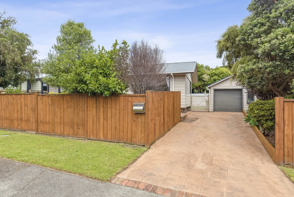 25 Hookway Grove, Paraparaumu, Kapiti Coast, Wellington