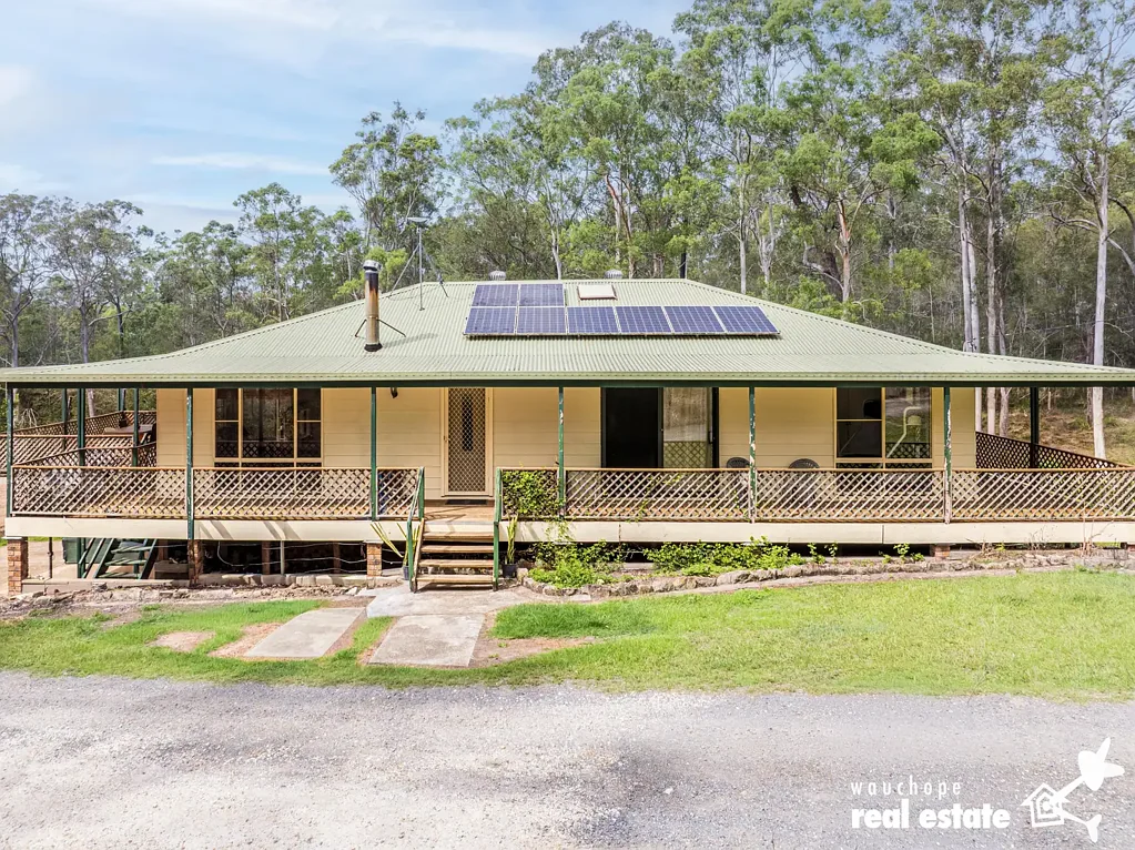 Rosewood 4房  Private Acreage Living with Space, Comfort & Lifestyle Appeal