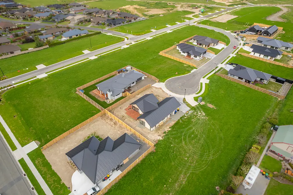 Wakefield Your Vision, Your Home: Choose Your Builder Today