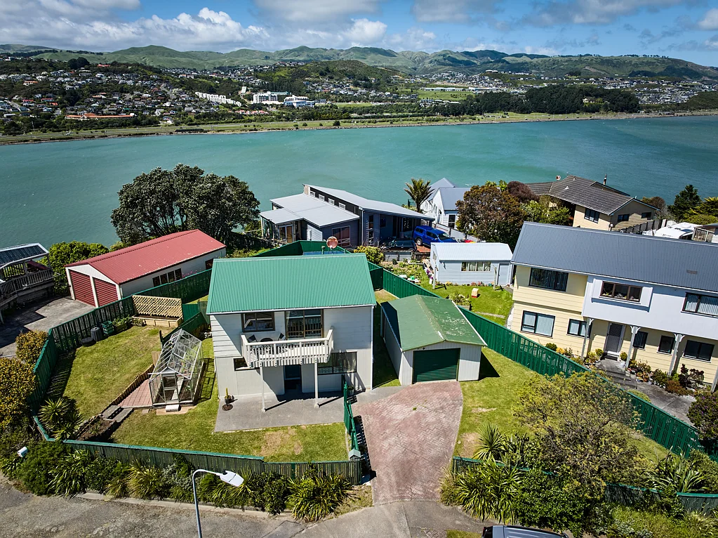 33 Clipper Street, Titahi Bay, Porirua City, Wellington