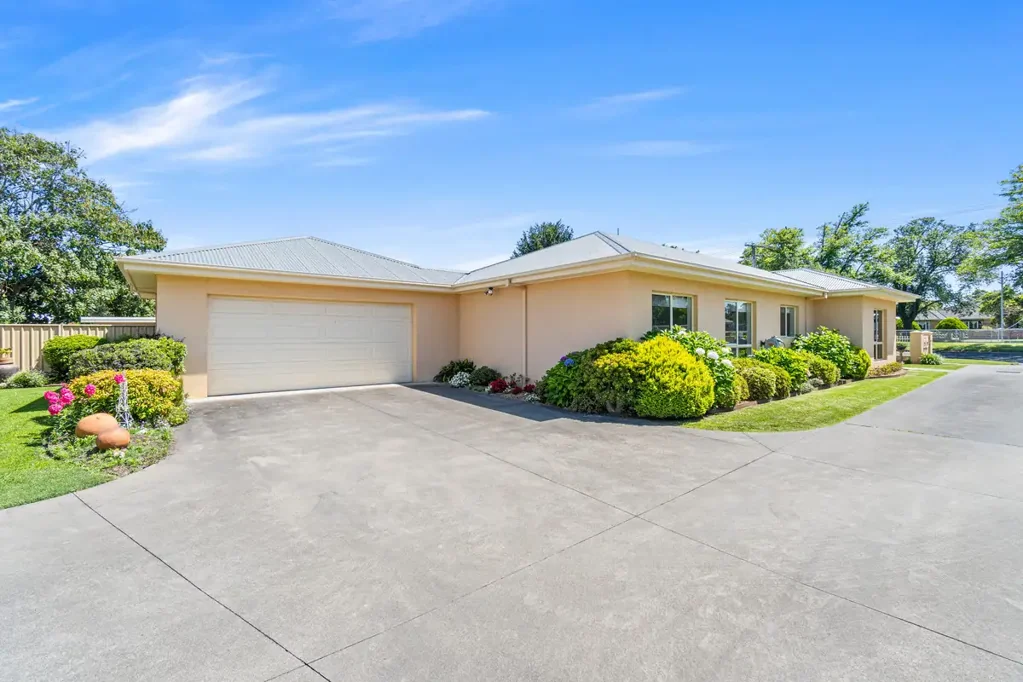 Maffra 3 Slaapkamer Contemporary Townhouse in a Premium Maffra Location