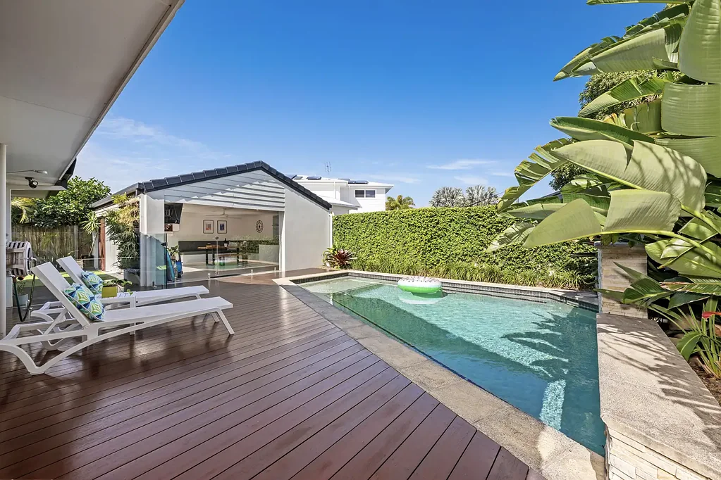 Mermaid Waters 4Kwarto Renovated Home In The Heart of Mermaid Waters