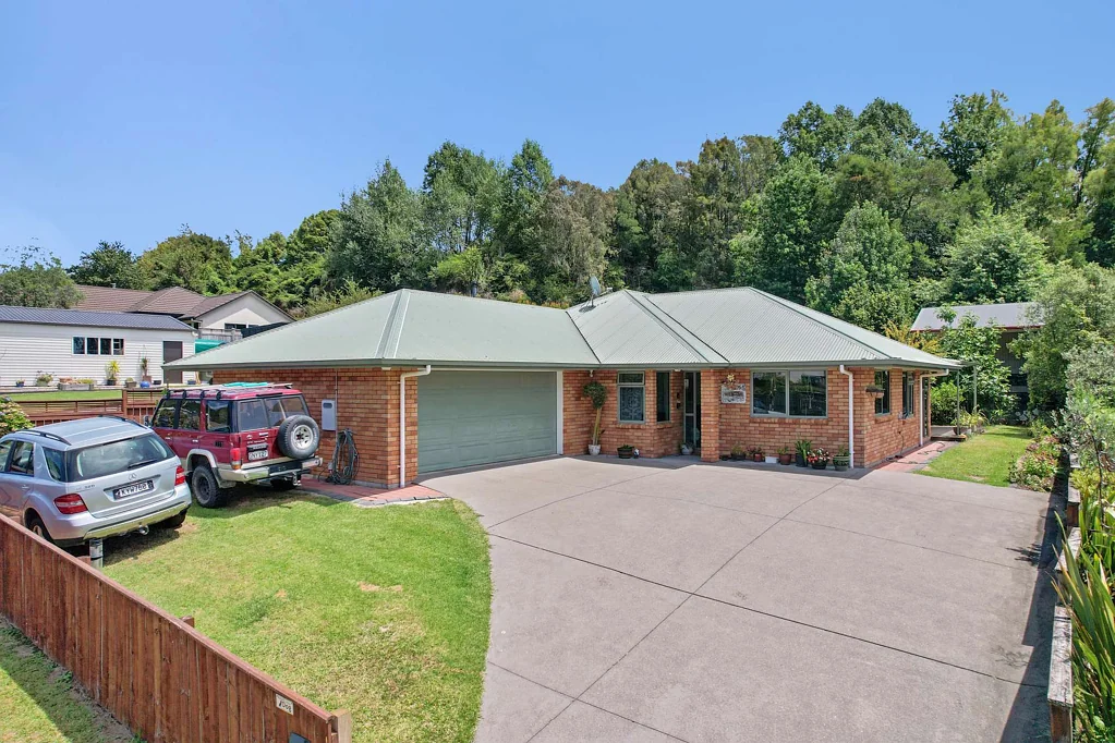Kawerau 4房  Come Home to Sheperd Road!