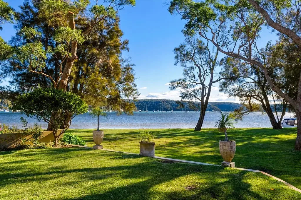 PITTWATER WATERFRONT - 4 MONTH LEASE - FULLY FURNISHED
