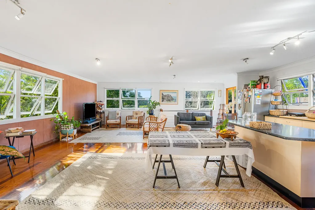 264 Coolangatta Road, Bilinga, QLD 4225