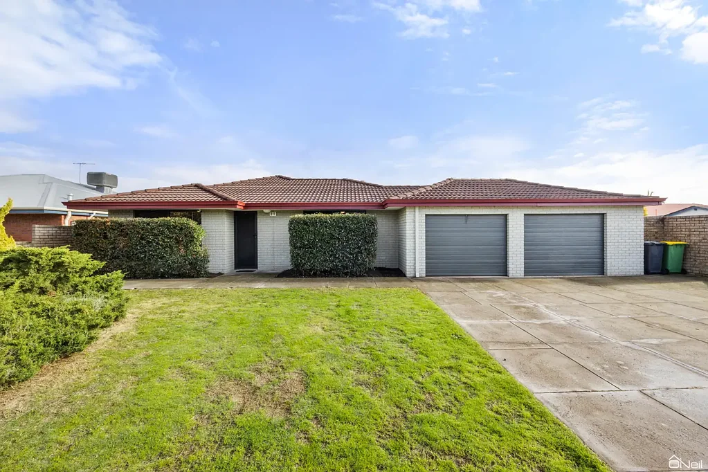 1 Venturer Court, Thornlie, WA 6108