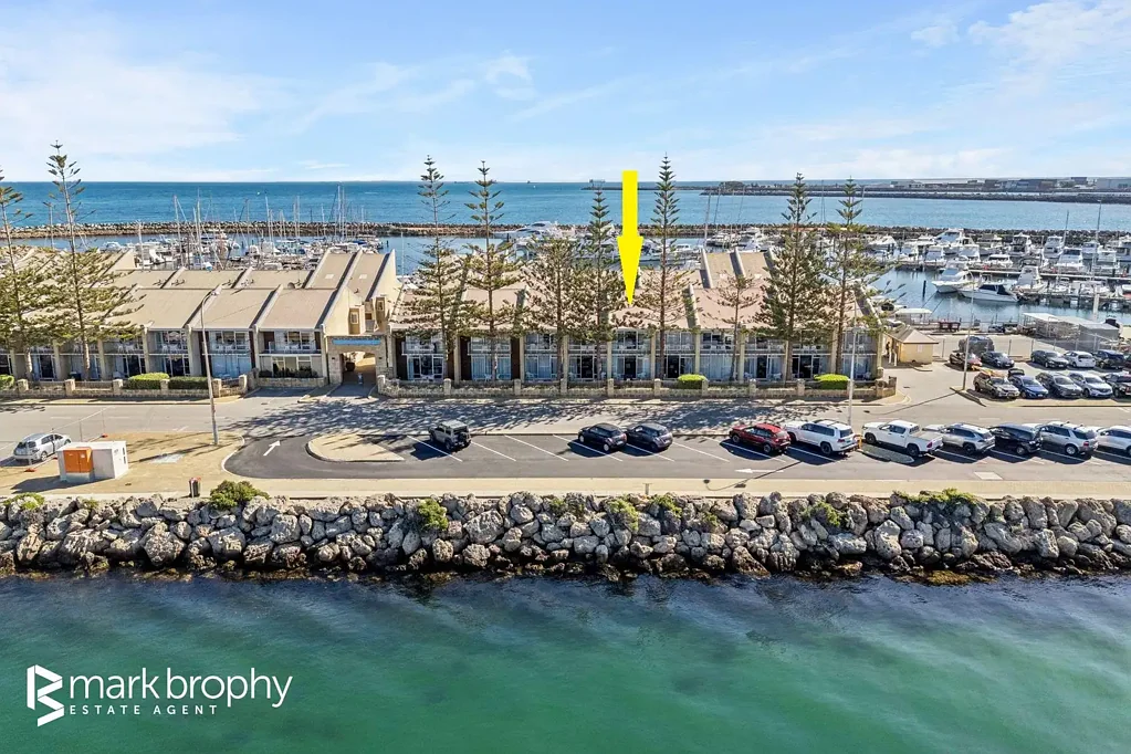 Fremantle 2ห้องนอน PRIME WATERFRONT POSITION !!