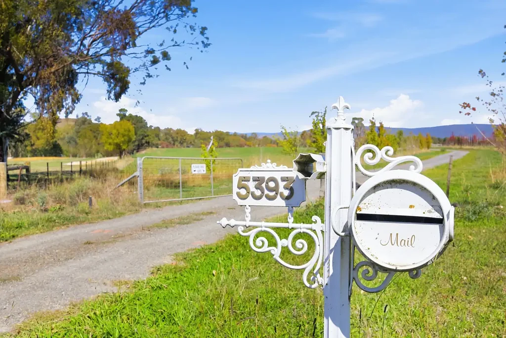 Alexandra  20 Acres with country feel & valley views