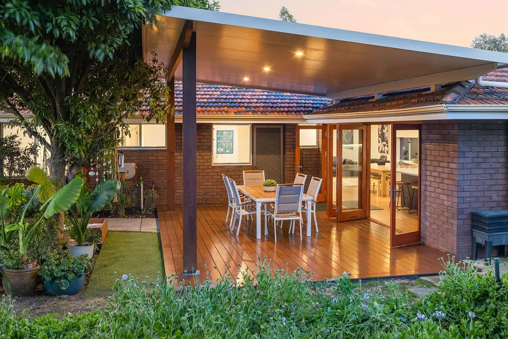 312 North Beach Road, Karrinyup, WA 6018