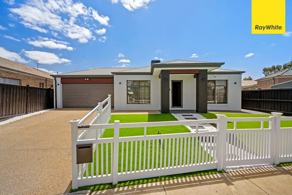24 Parris Avenue, Harkness, VIC 3337