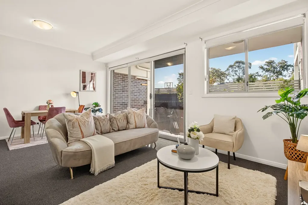 Wentworthville 2房 别墅式公寓带双庭院 Villa-Style Apartment With Dual Courtyards