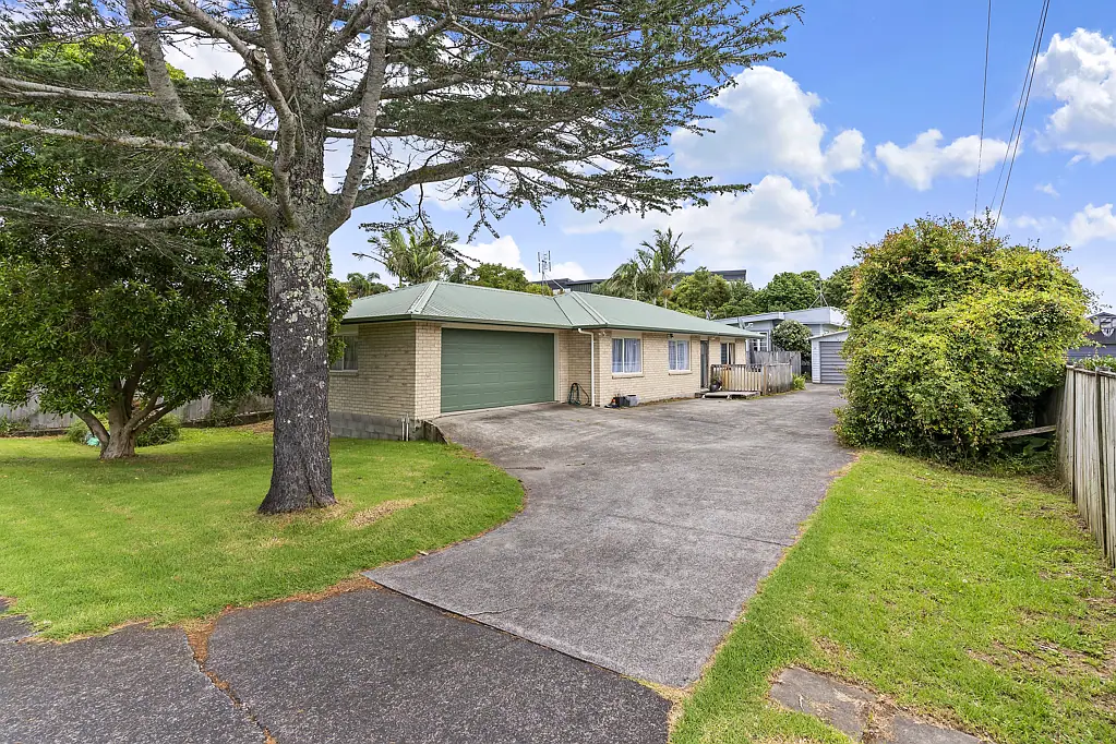 30 Bell Road, Beachlands, Manukau City, Auckland