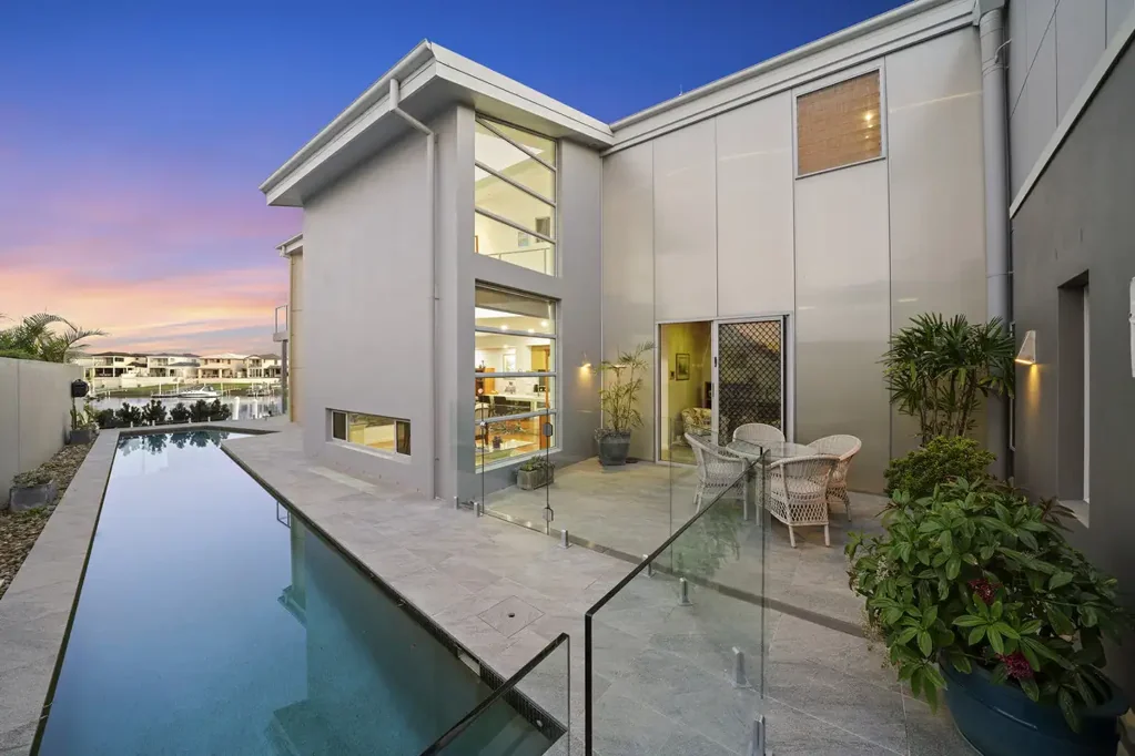 Port Macquarie 4कमरा Premium Waterfront Location and Lifestyle