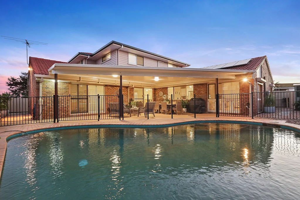 Bracken Ridge 5chambre OPEN HOME CANCELLED!