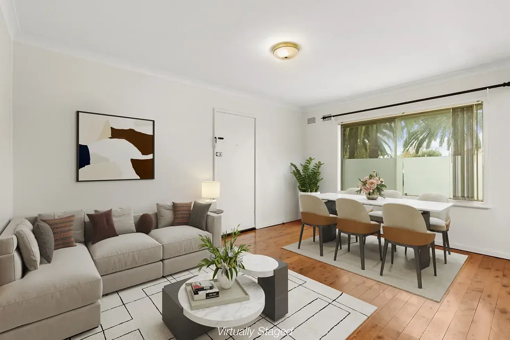 Hamilton 2ห้องนอน Low Maintenance & Move-in Ready in Standout Location