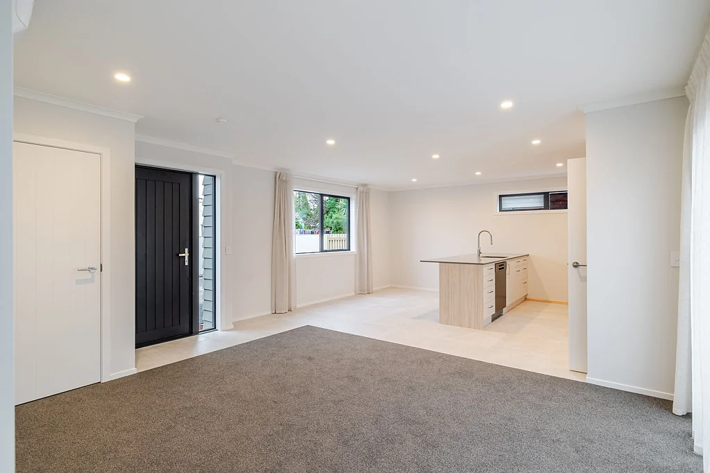 Newly built 2 bedroom unit!