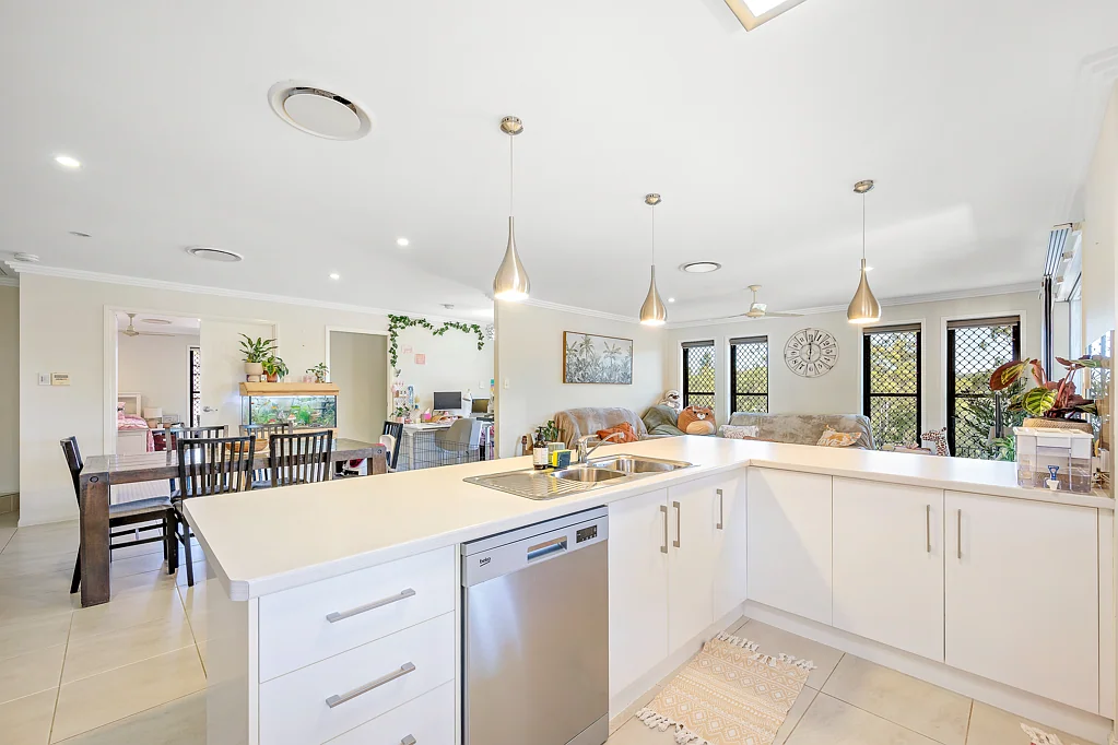 23 Parsloe Street, Telina, QLD 4680