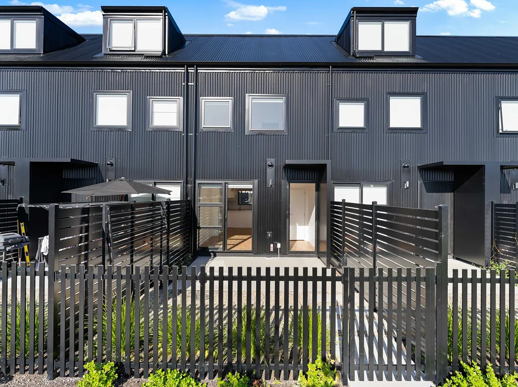Manukau 2房  Brand New - Build By GJ Gardner