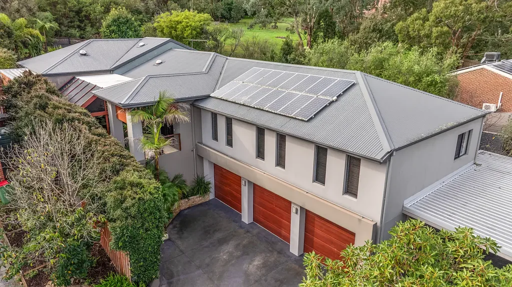 Lilydale 4ਬੈੱਡਰੂਮ Designer Family Sanctuary with 3-Car Garage & Room for a Boat or Caravan