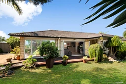 9 Thornlea Grove, Waiuku